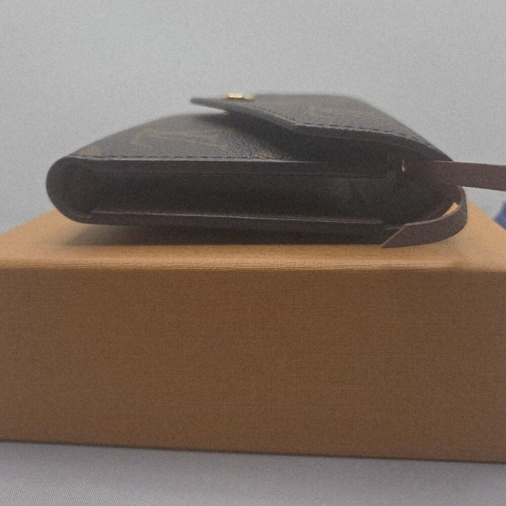 Louis Vuitton Victorine Wallet - Picture 6 of 6